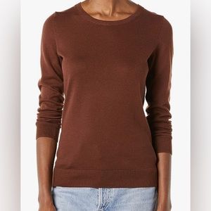 Amazon Essentials 
Women's Long-Sleeve Lightweight Crewneck Sweater